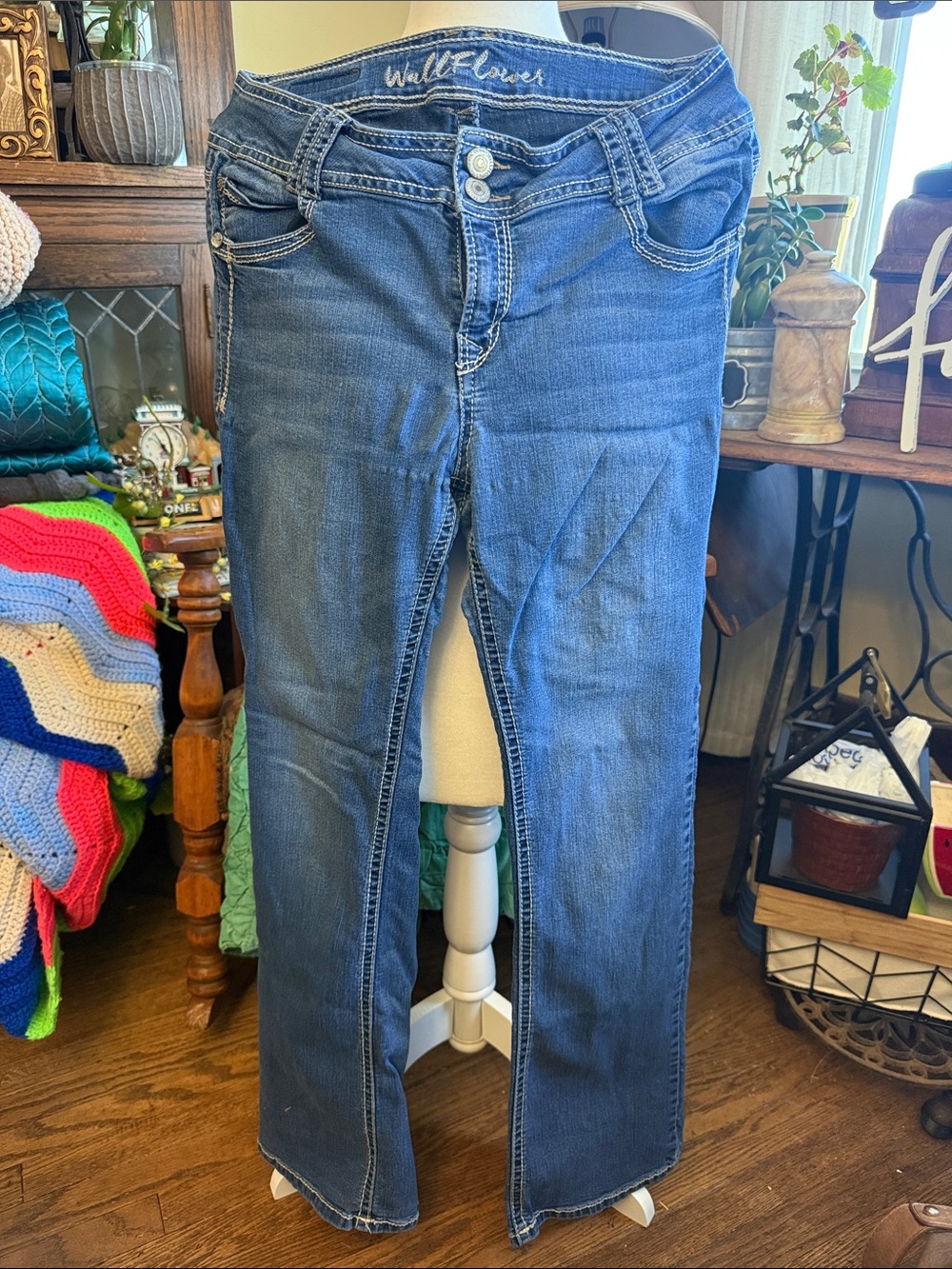 Wallflower Women's Medium Blue Boot Cut Jeans